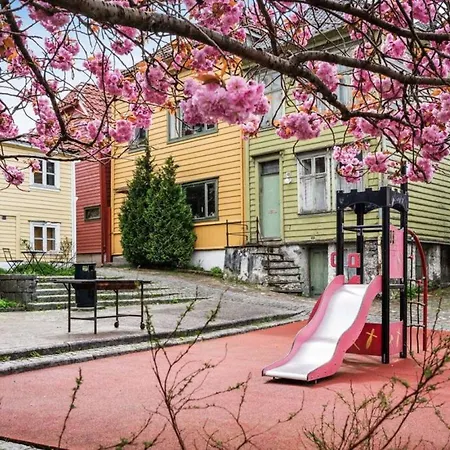 Lejlighed Dinbnb I Romantic Surrourings Bergen