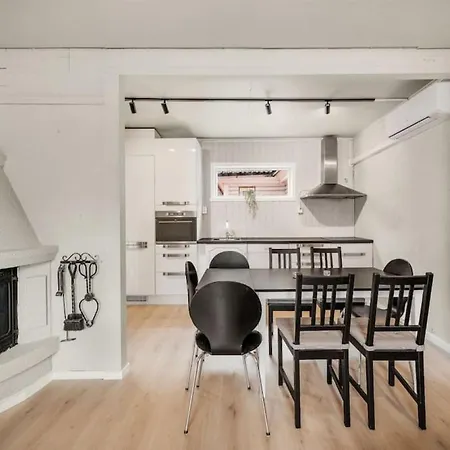 Dinbnb I Romantic Surrourings Apartment *